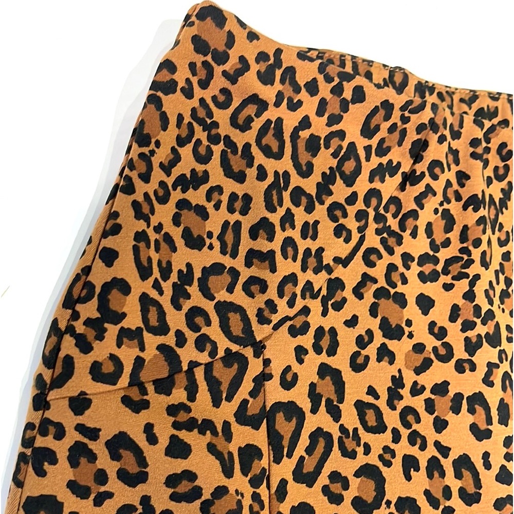 THE LIMITED LEOPARD FLARED SKIRT - Picture 4 of 6